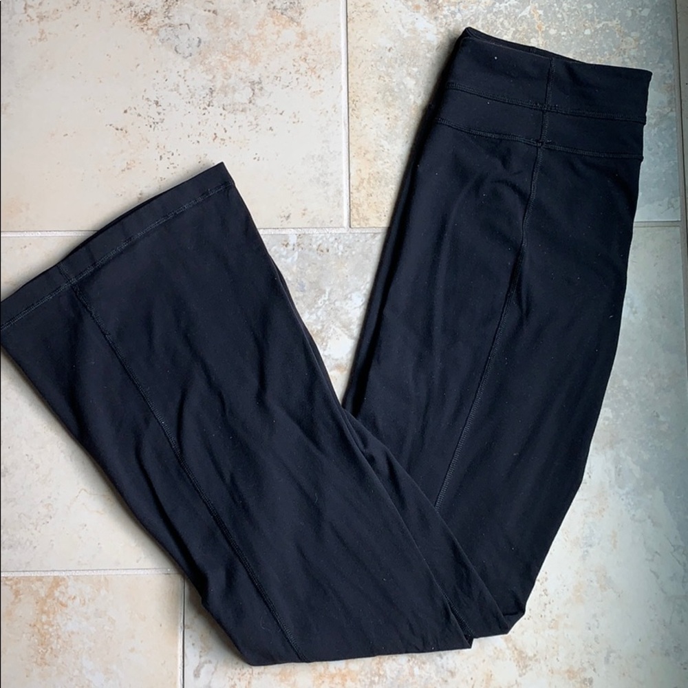Size 10 Tall Groove Pants. Lululemon